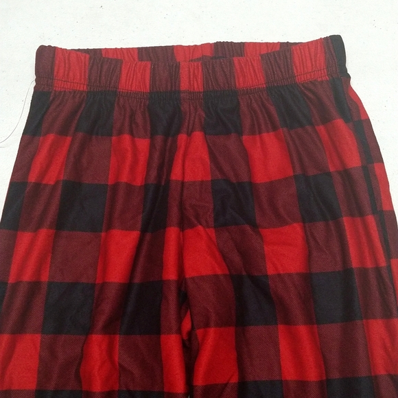 New! Kids' 2pc Button Up Pajama Set Buffalo Check - Cat & Jack™ Red M - Picture 10 of 16